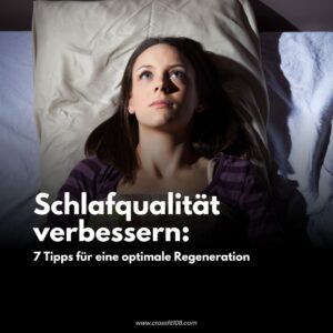 Person liegt entspannt im Bett – Regeneration durch besseren Schlaf